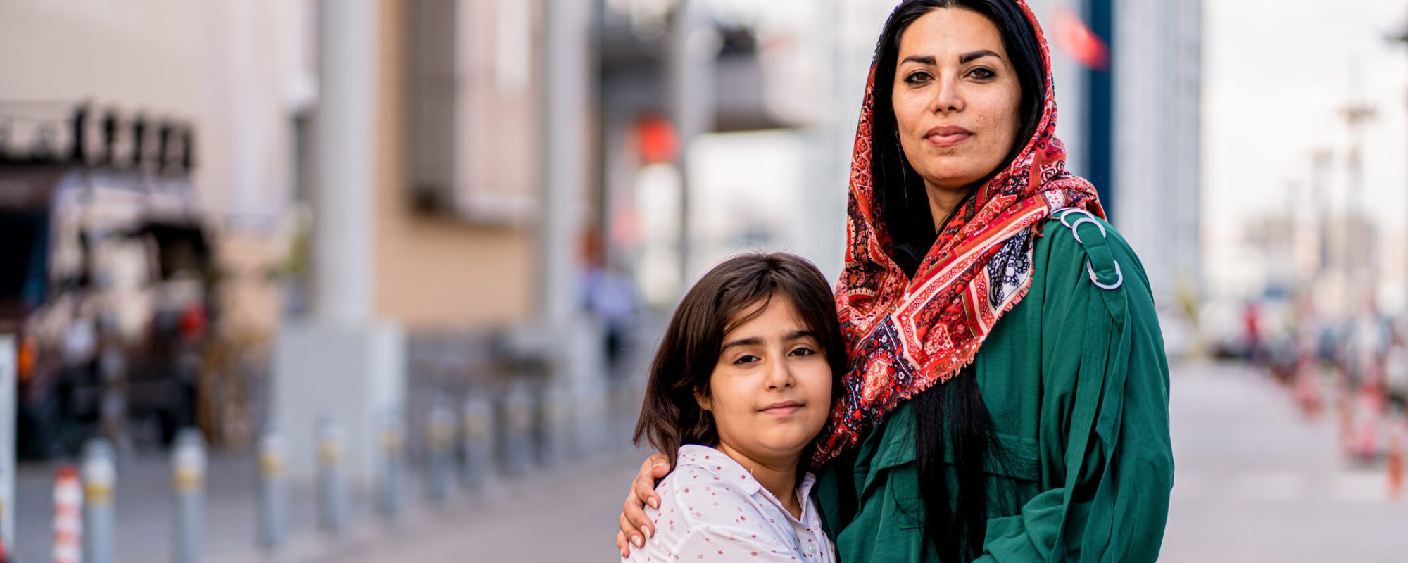 middle eastern mother and daughter